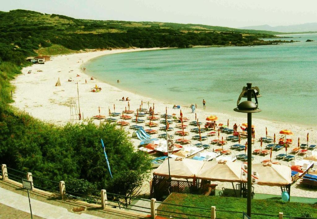Borgo Spiaggia Isola Rossa Dış mekan fotoğraf