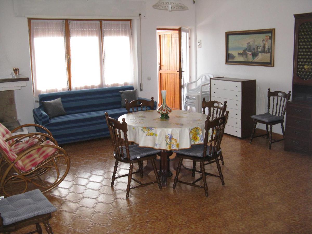 Borgo Spiaggia Isola Rossa Dış mekan fotoğraf